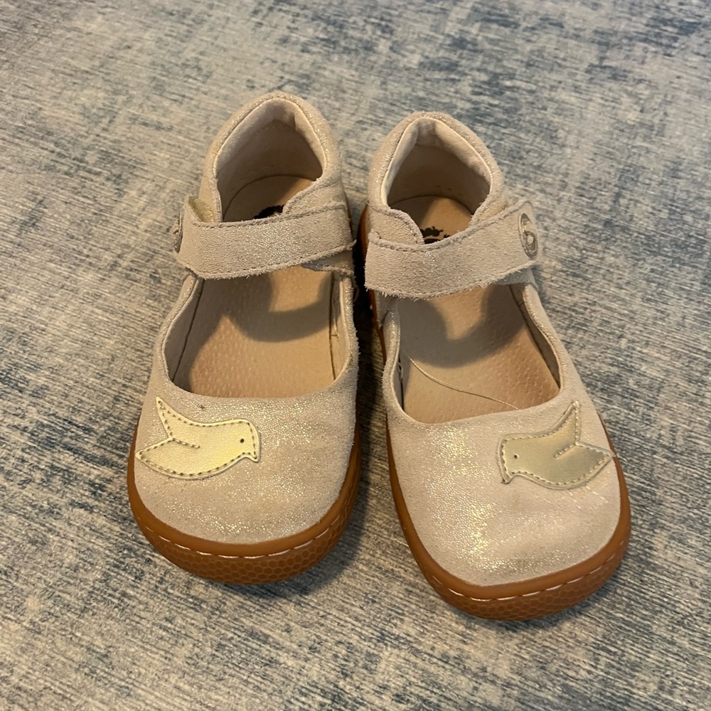 Livie and Luca size 12 girls shoes